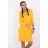 Sukienka z kapturem i kieszeniami musztardowy