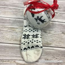 Ponožky Vianočné veselé darčekové balenie v guli teplej termo dámske (36-40) POĽSKÁ MODA DPP20071C
