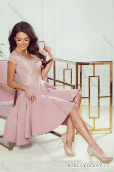 300-1 PATRICIA - šaty s dlhším chrbtom s čipkovým výstrihom - ružová prášková ruža NMC-300-1
