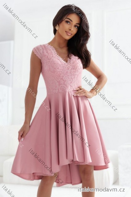 300-7 Šaty PATRICIA s predĺženým chrbtom a čipkovaným výstrihom - púdrovo ružové