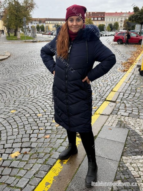 Bunda zimní dámská nadrozměr (3XL-7XL ONE SIZE) POLSKÁ MÓDA PMW25HH-2405TO/DR 7XL tmavě modrá