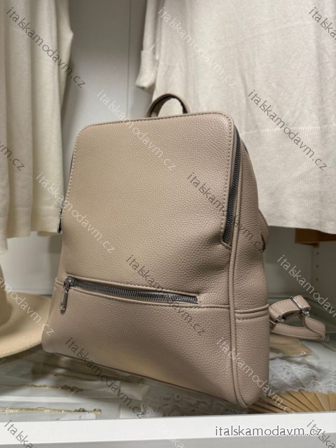 Batoh dámsky  Batoh dámský (ONE SIZE) TESSRA KABELKY TES255709