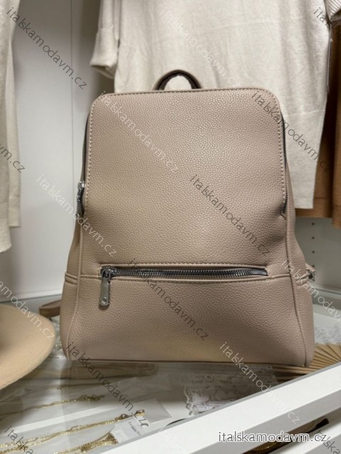 Batoh dámsky  Batoh dámský (ONE SIZE) TESSRA KABELKY TES255709/DR
