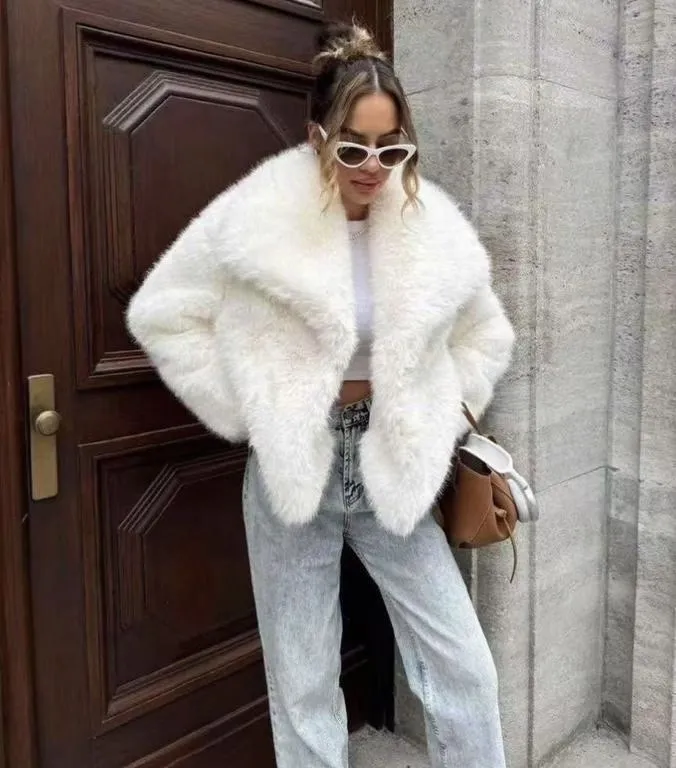 Kabátik zimný chlpatý dlhý rukáv dámsky (S/M/L ONE SIZE) TALIANSKA MÓDA IMPLP2516007025