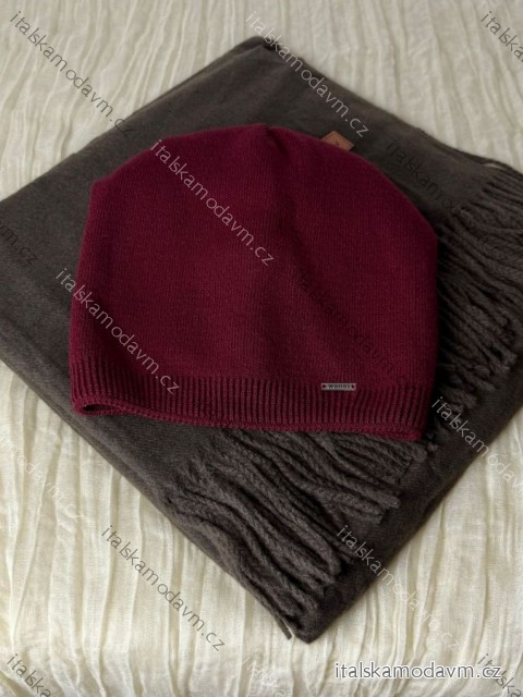 Čepice zimní  dámská (ONE SIZE) WROBI PV425001/DUR ONE SIZE vínová třešňová
