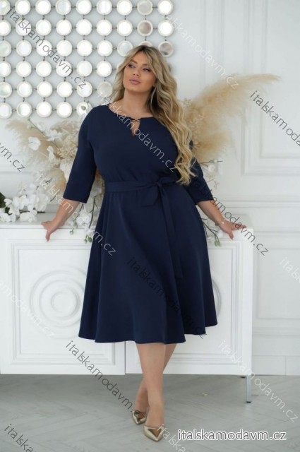 Šaty s páskem elegantný 3/4rukáv dámske nadrozmer (38-48) POLSKÁ MÓDA PMLLD255056-1/DUR 40 tmavo modrá