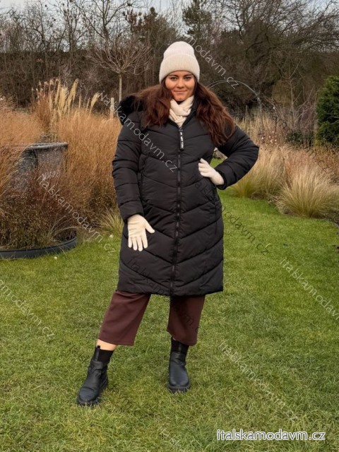 Bunda zimní dámská nadrozměr (3XL-7XL ONE SIZE) POLSKÁ MÓDA PMW25HH-2405TOB/DUR 6XL Černá