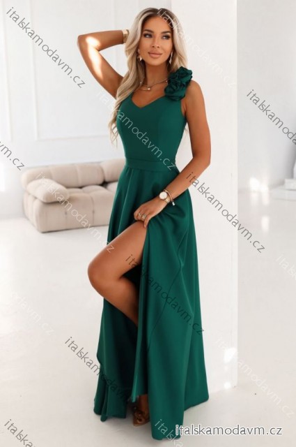 643-1 Elegantné večerné maxi šaty s rozparkom a ružami - fľaškovozelené
