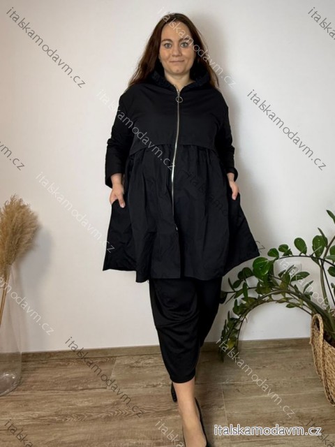 Bunda slabá šusťáková s kapucňou dlhý rukáv dámska nadrozměr (48/50/52 ONE SIZE) TALIANSKA MÓDA IMSM26038/DU  čierna