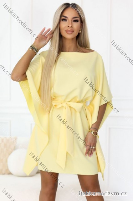 287-41 Šaty SOFIA s motýlím vzorem a zavazováním v pase - pastelově citronová