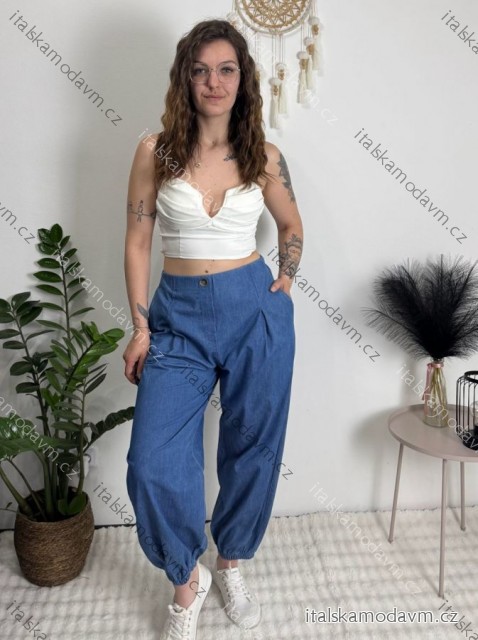 Nohavice riflové trojštvrťové 3/4 krátke dámske (S/M/L ONE SIZE) TALIANSKA MÓDA IMD26017/DUR tmavo modrá S/M/L